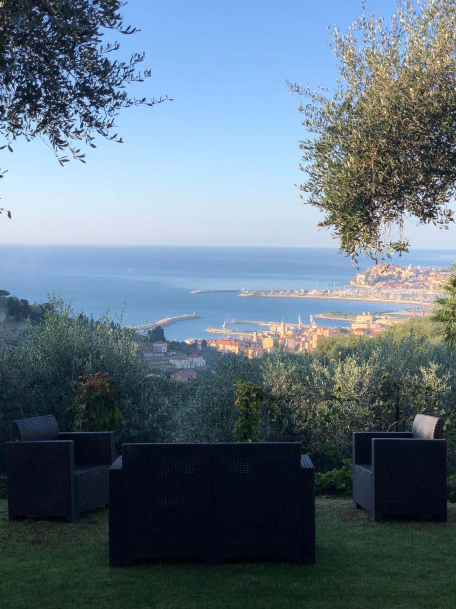 Hotel Le Jardin Sur Mer Avec Bike Et Mtb Tour Imperia Esterno foto